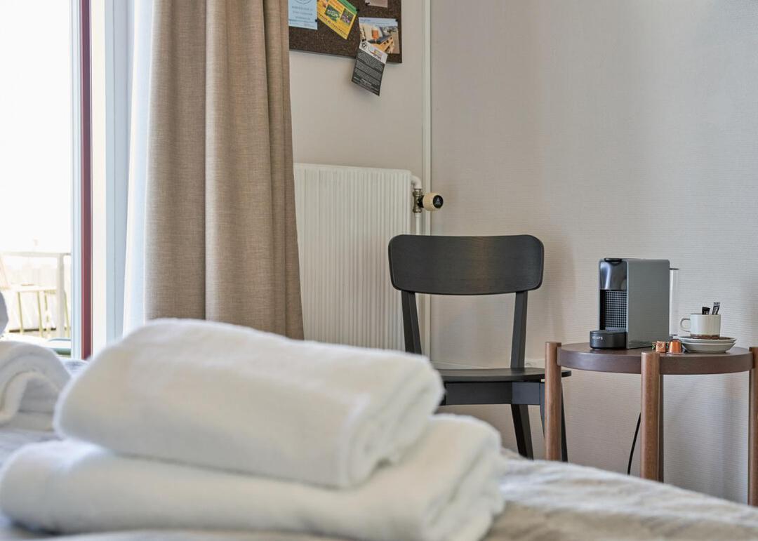 Hotel Klippen Gudhjem Esterno foto